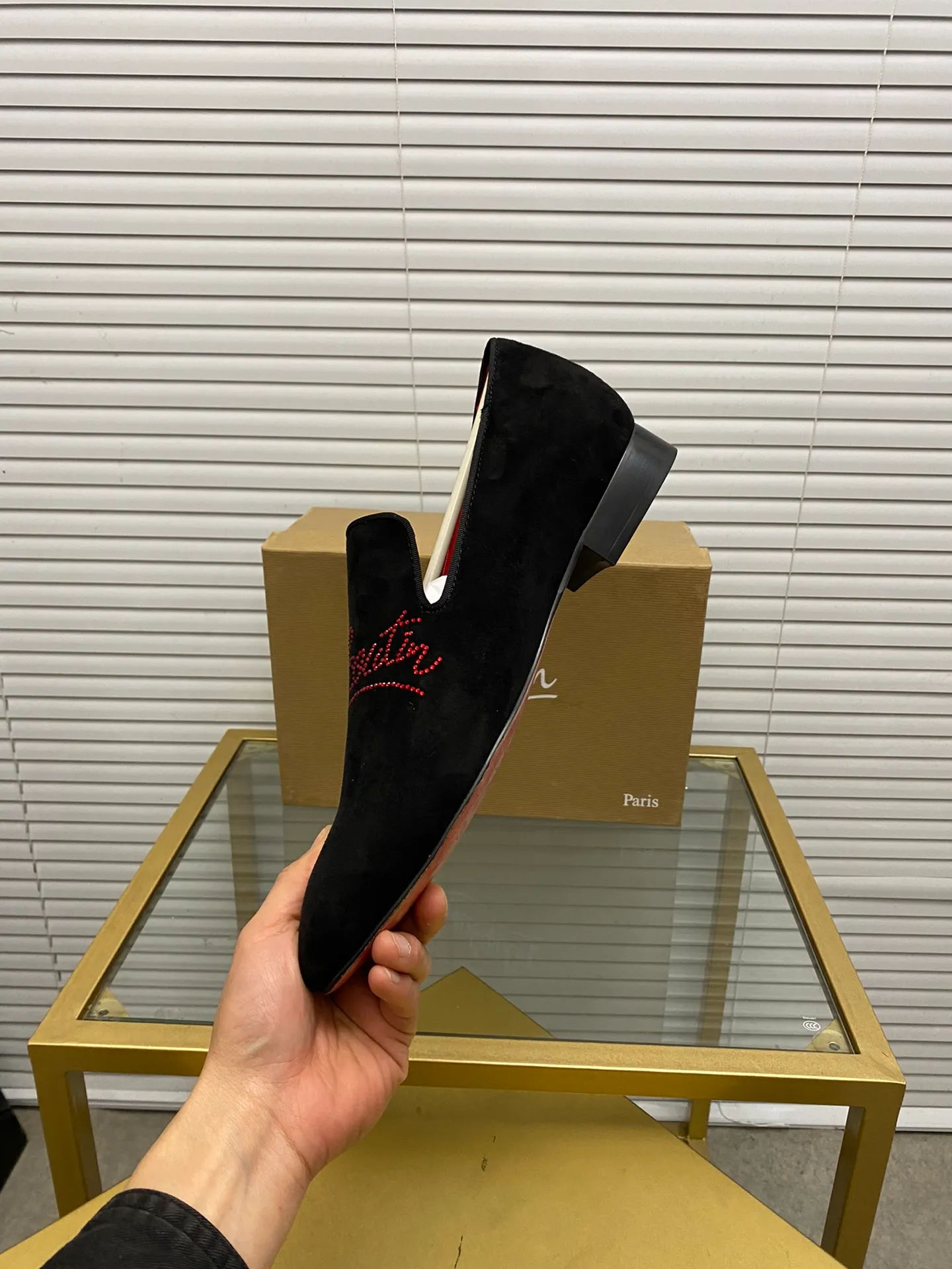 (Customized model) Ex-factory price is 500. christian louboutin2023 latest model (CL red sole shoes) counter series, casual sneakers for couples 📢 📢 📢 exclusive hot style release 🎈🎈💪 movable latex feet 👻 finished outsole line [satisfied] 😝Female 35-40# Male 38#-46, global supply😝 [Top version]: Original imported genuine leather upper, top original leather lining, original molded TPU outsole, original 1:1 detail processing, original shoe last,